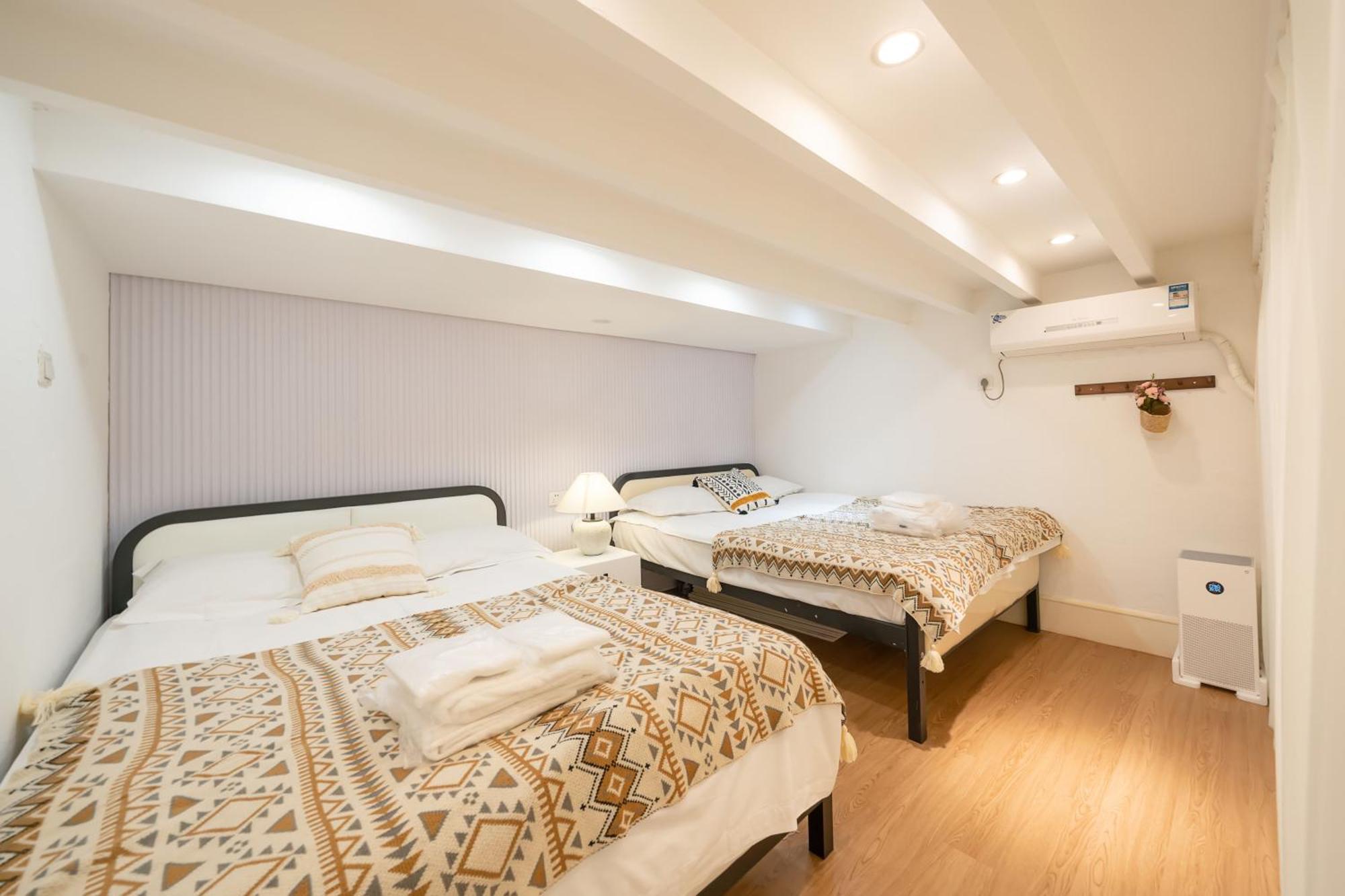 Shanghai Downtown Yi Du B&B - Near South Shaanxi Road Metro Station 600Meters Екстер'єр фото
